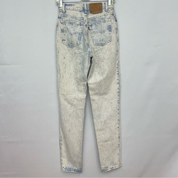 Vintage Levi’s Acid Wash High Waisted Jeans - Picture 9 of 12